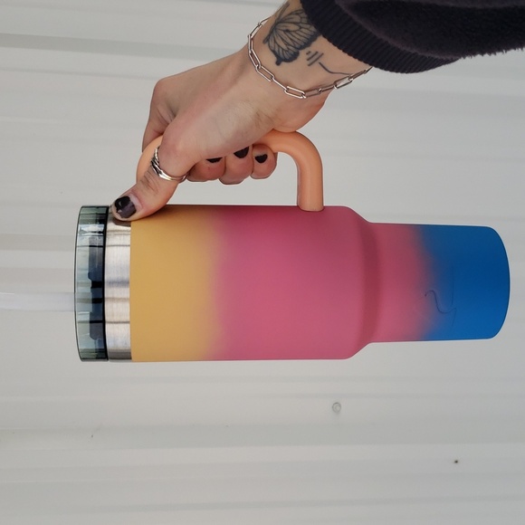 Ozark Trail Other - Ozark Trail 40oz Vacuum Insulated Stainless Steel Tumbler in Gradient